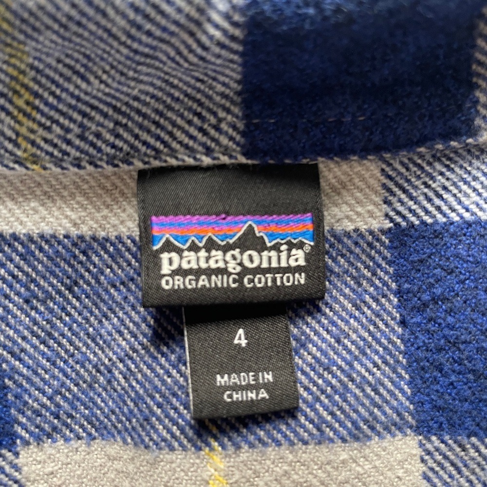 Patagonia Fjord Flannel Shirt Womens 4 Blue Grey Plaid Organic Cotton Button Up - Picture 2 of 9